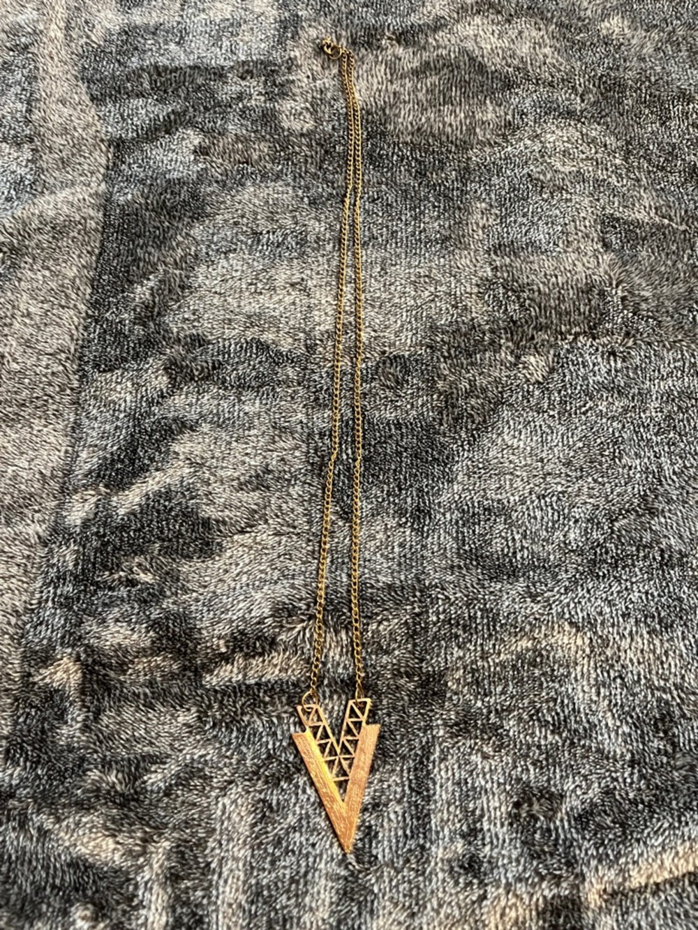 Gold V-Shape Geometric Pendant Necklace - Women’s Fashion Accessory